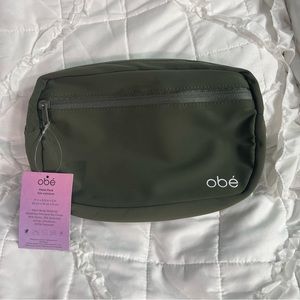 NWT Obe green waist pack